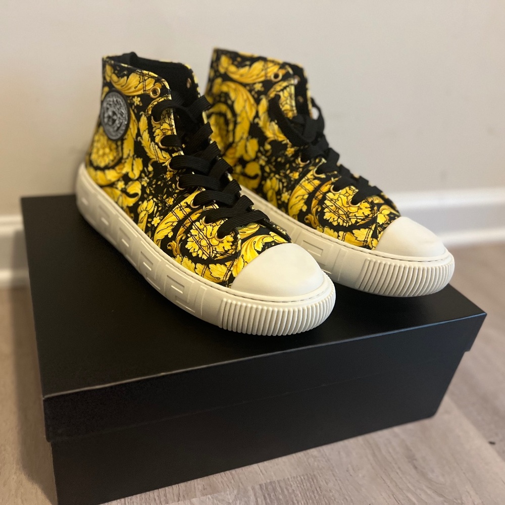 Versace Canvas High Barocco Print - Black Gold Size 8 IT41